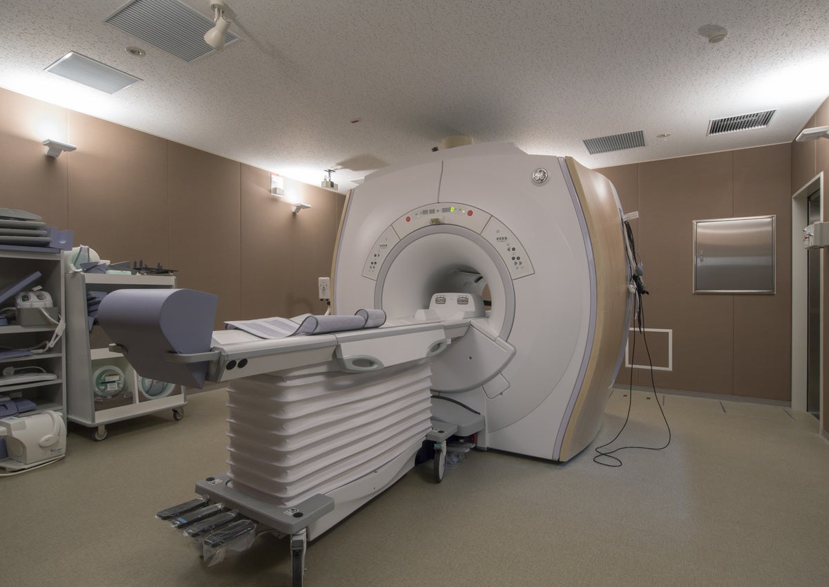 MRI