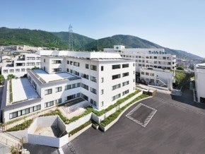 洛和会音羽病院外観