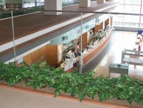 榛原総合病院エントランス